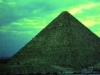 089-1974-26-aralik-misir-kahire-gun-batiminda-piramitler4